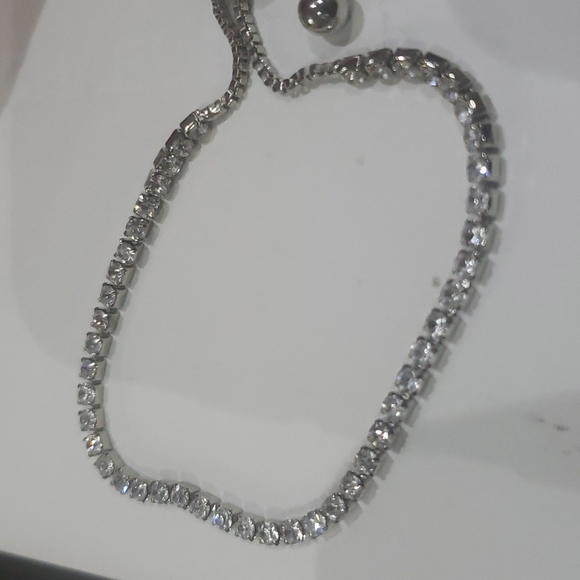 Adjustable Womens Bracelet - Picture 8 of 8